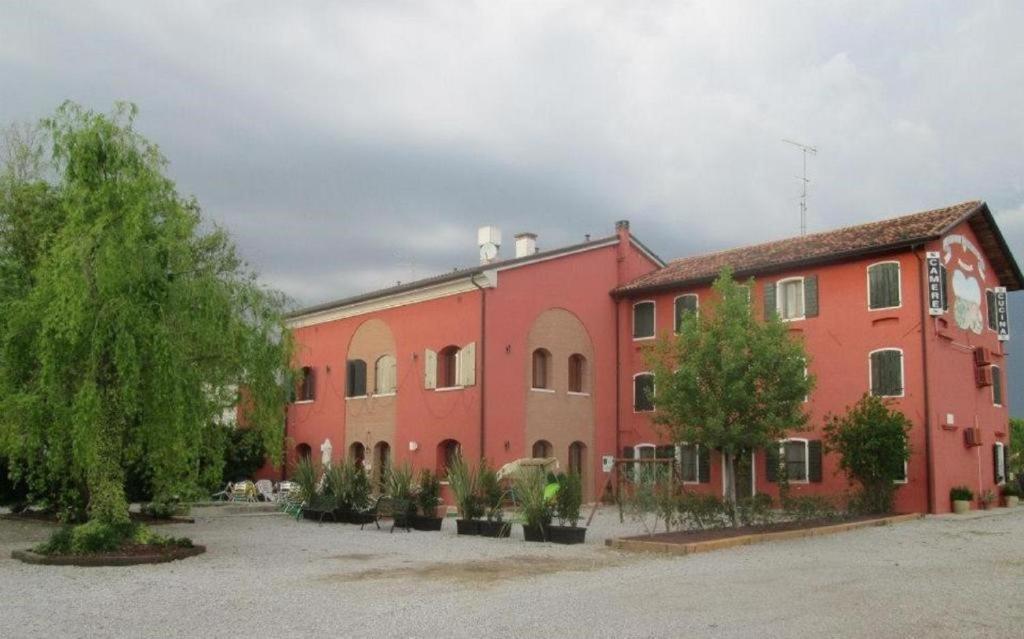 Gasthaus Quadrifoglio Relax San Donà di Piave Exterior foto